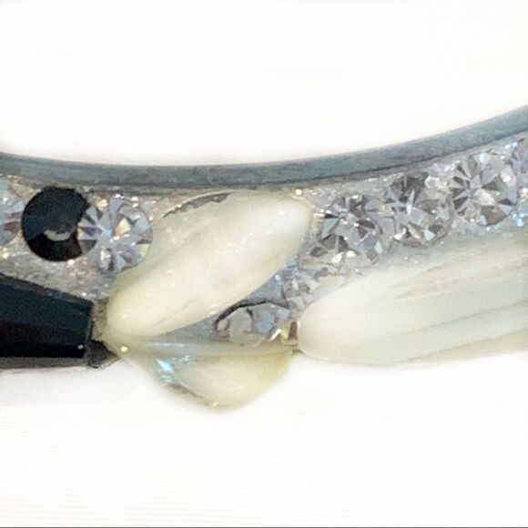 ArtDeco blackwhite lucite crystal bangle bracelet - Picture 6 of 11